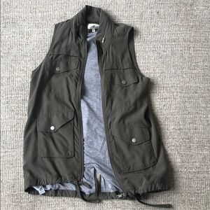 Lou & Grey XXS olive Vest